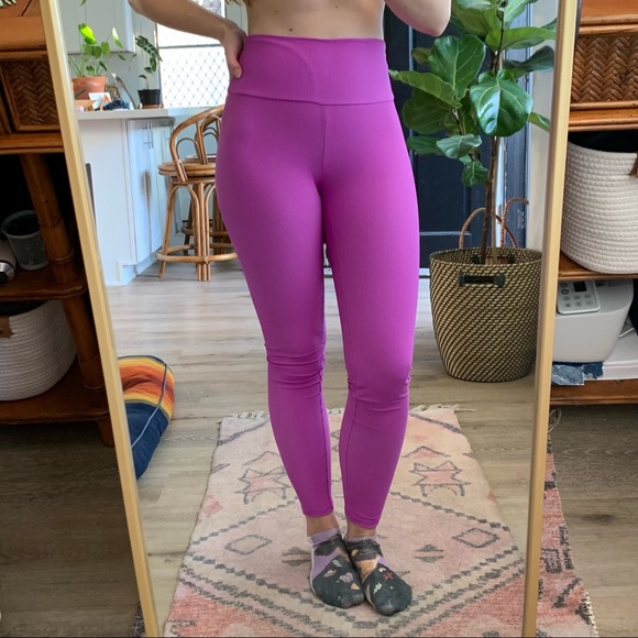 SKATIE | Fuschia Ribbed Legging, Size XS - Picture 2 of 6